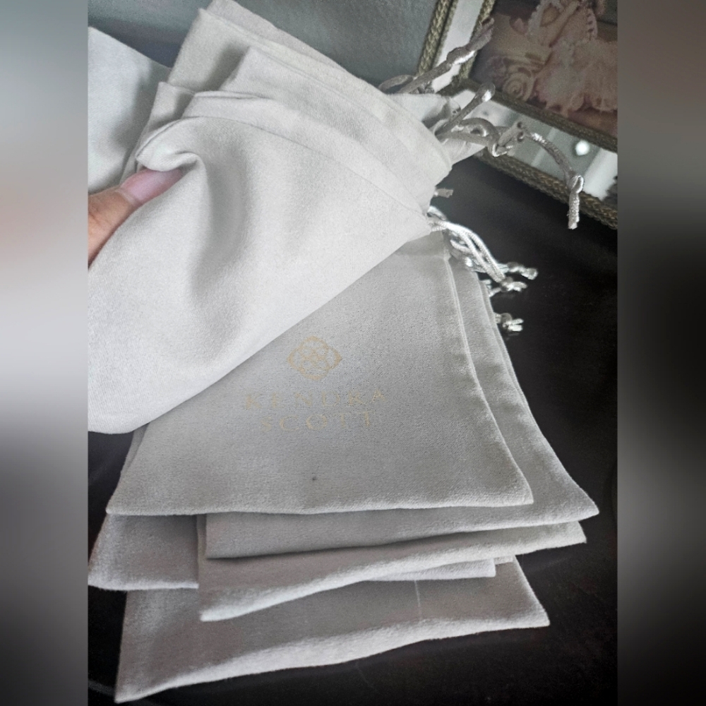 Kendra scott 15 dustbags